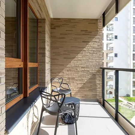 Modern Apartment With Parking By Noclegi Renters *