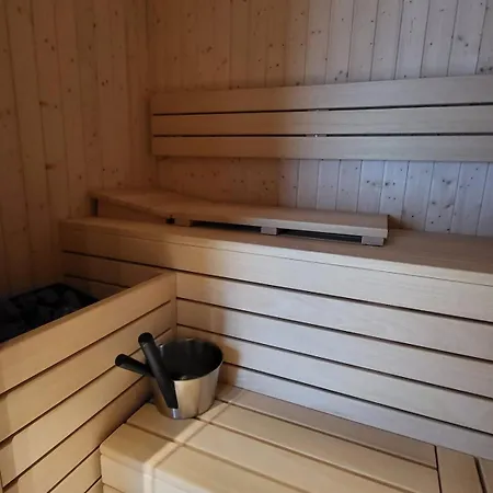 Modern Apartment With Parking By Noclegi Renters Apartamento Gdansk